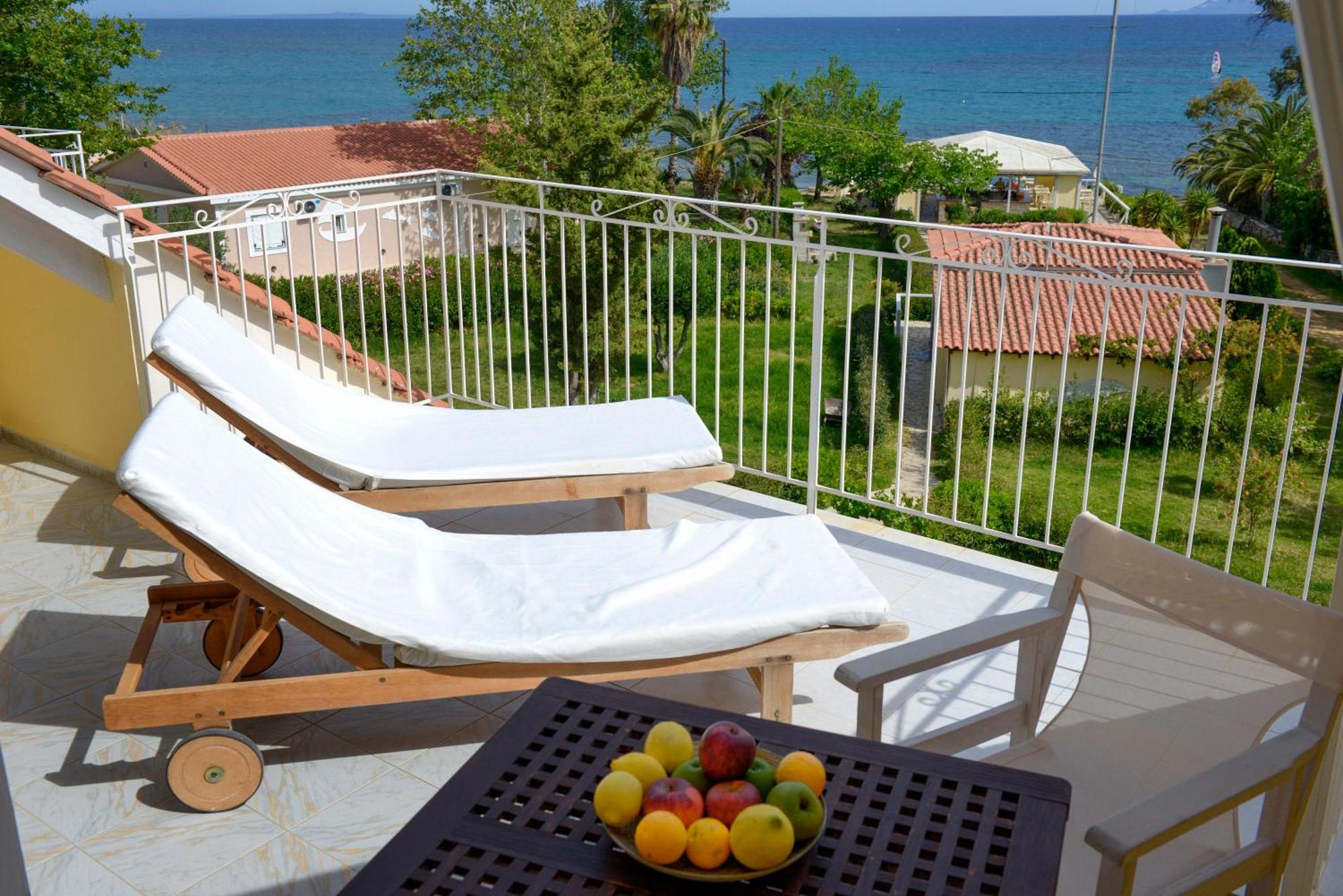 Albouro Seafront Apartments Katelios Buitenkant foto