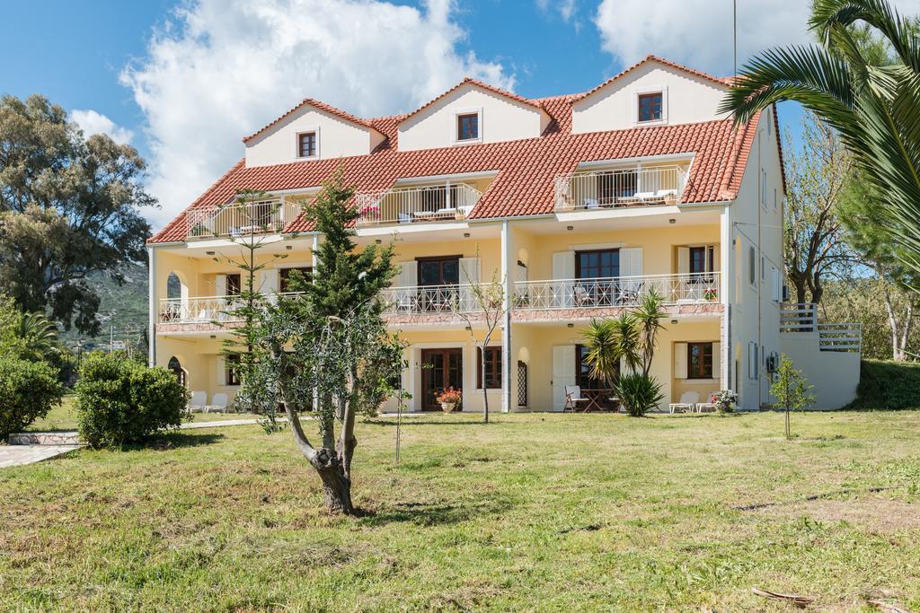 Albouro Seafront Apartments Katelios Buitenkant foto