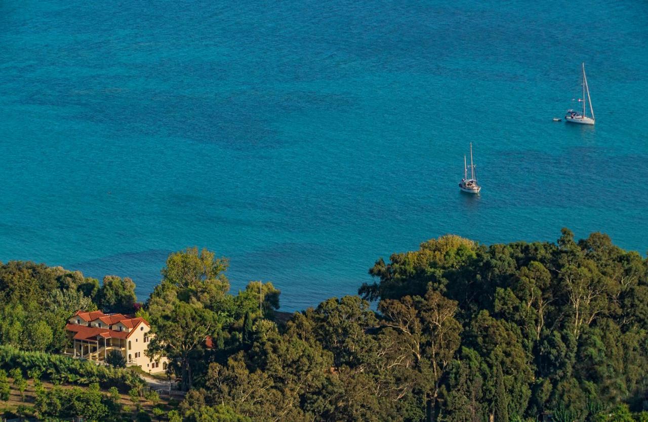 Albouro Seafront Apartments Katelios Buitenkant foto