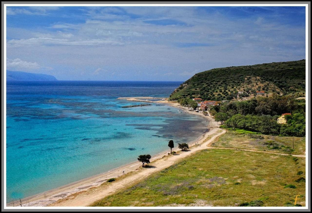 Albouro Seafront Apartments Katelios Buitenkant foto